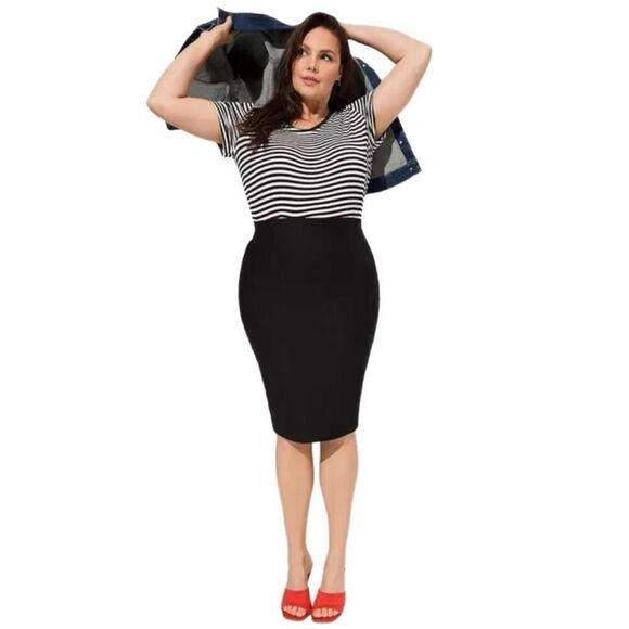 New! Torrid Black Pencil Skirt Sz 22 - Picture 1 of 6